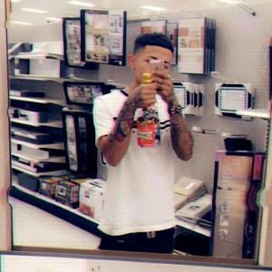 Meet your Posher, Ace